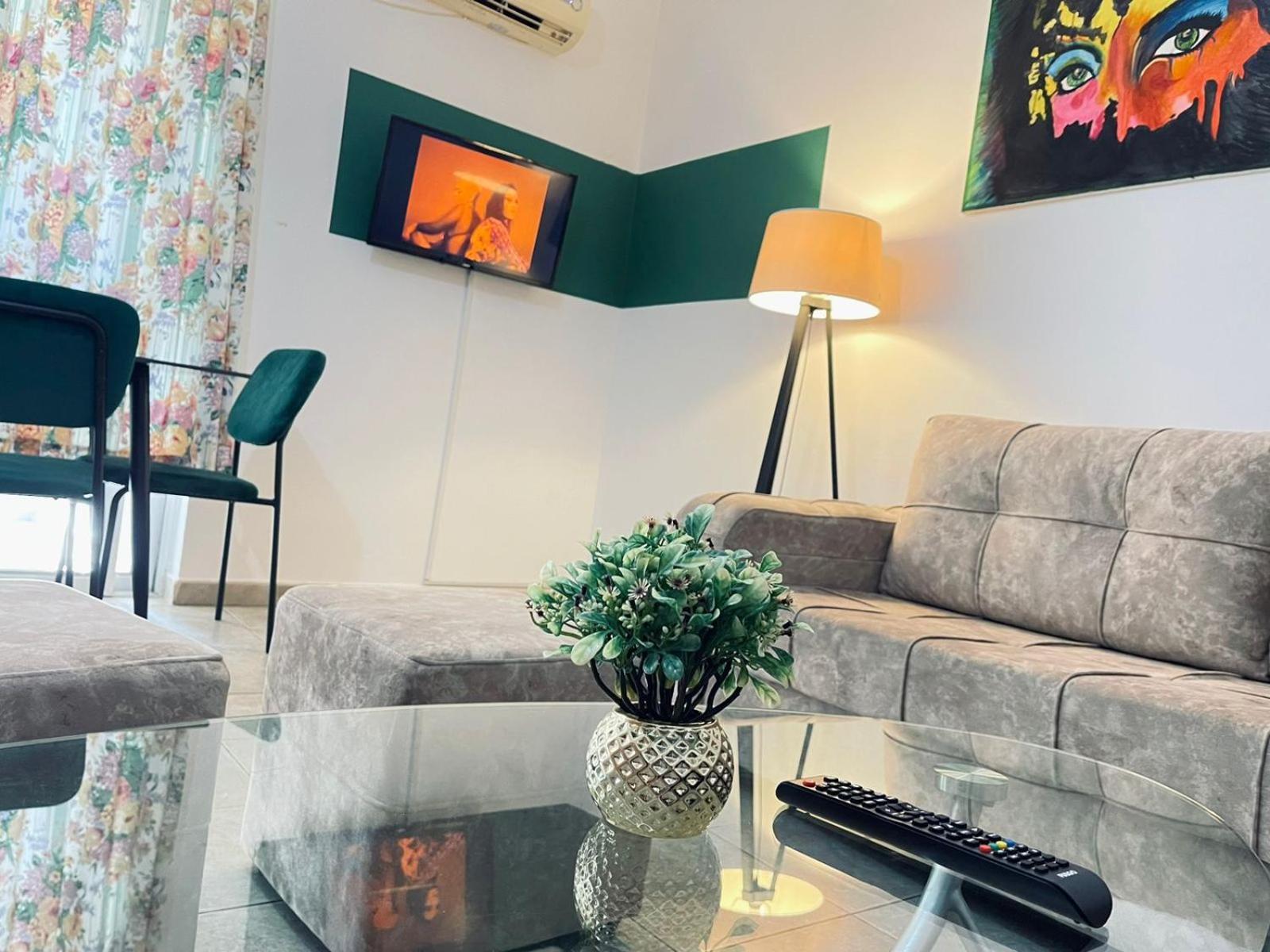 Top Central Apartment Tiranë Luaran gambar